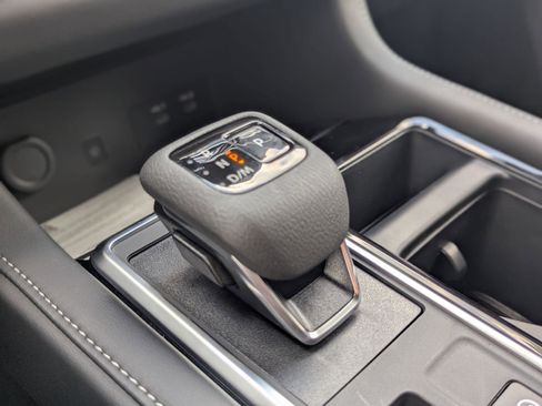 New 2026 Nissan Pathfinder SL AWD/4WD image 24