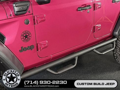 Used 2024 Jeep Wrangler Unlimited AWD/4WD image 8