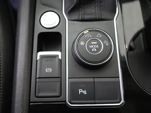 Used 2019 Volkswagen Atlas SEL AWD/4WD image 60