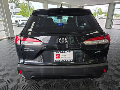 Certified 2025 Toyota Corolla Cross L AWD/4WD image 4