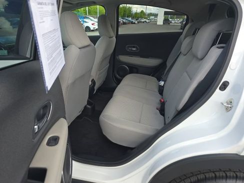Certified 2022 Honda HR-V EX image 44