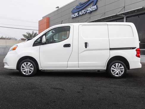 Used 2020 Nissan NV200 SV w/ Back Door Glass Package image 7