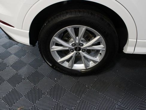 New 2025 Audi Q3 2.0T Premium image 20