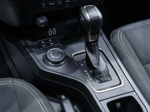 Used 2022 Ford Ranger XLT w/ Equipment Group 301A Mid image 18