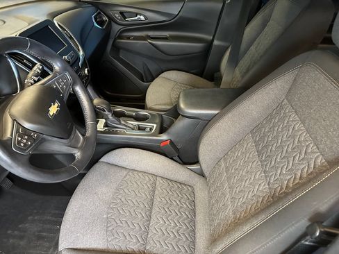 Used 2022 Chevrolet Equinox LT AWD/4WD image 15