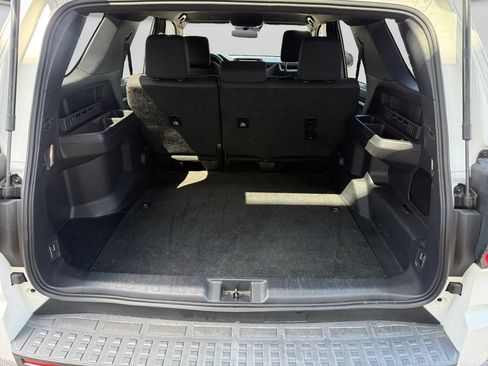 Used 2025 Toyota 4Runner 4WD image 40