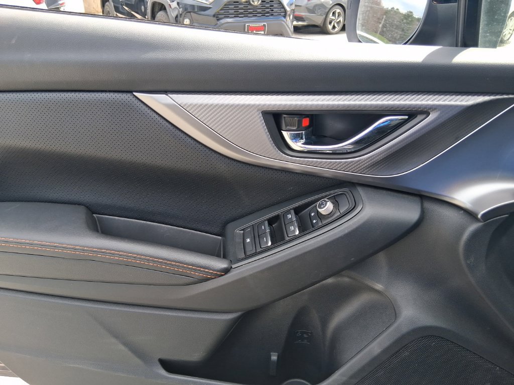Used 2021 Subaru Crosstrek 2.5i Limited AWD/4WD image 12