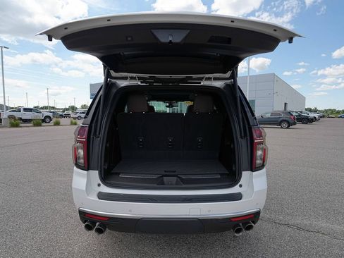 Used 2022 Chevrolet Tahoe High Country AWD/4WD image 14