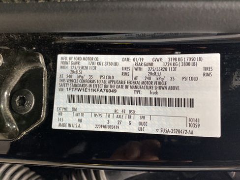 Used 2019 Ford F150 Lariat w/ Equipment Group 502A Luxury AWD/4WD image 29