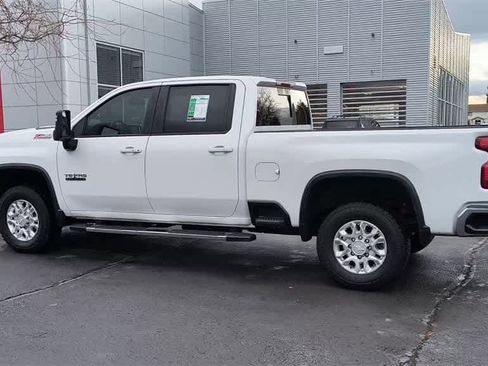 Used 2020 Chevrolet Silverado 3500 LT w/ Texas Edition image 6