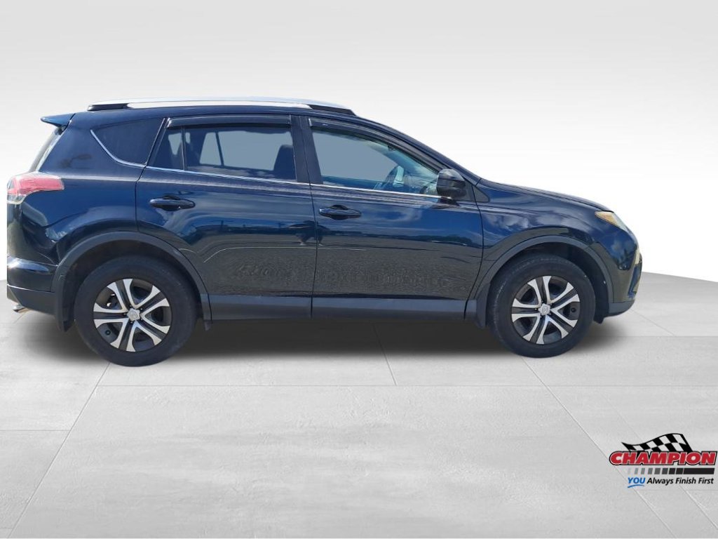 Used 2017 Toyota RAV4 LE w/ All Weather Liner Package AWD/4WD image 8