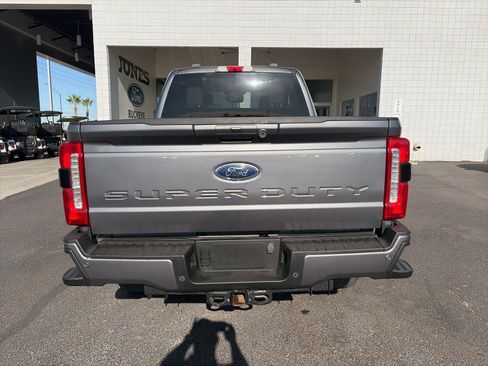 Used 2023 Ford F250 XLT w/ XLT Premium Package AWD/4WD image 4