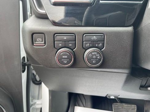 Used 2024 Chevrolet Silverado 2500 LT w/ Convenience Package AWD/4WD image 13