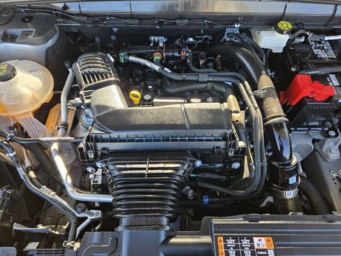 Used 2024 Lincoln Nautilus Premier image 34