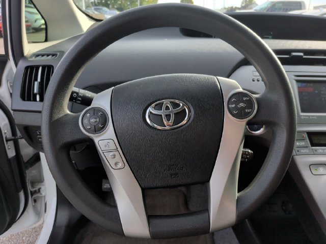 Used 2014 Toyota Prius Three w/ Solar Roof Package FWD image 13