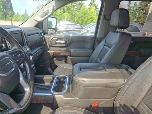 Used 2020 GMC Sierra 2500 Denali w/ Denali Ultimate Package AWD/4WD image 12