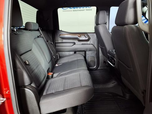 Used 2023 GMC Sierra 1500 Elevation image 10