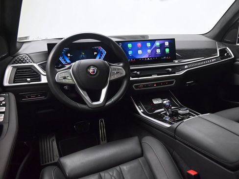 Used 2025 BMW ALPINA XB7 AWD/4WD image 14