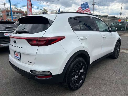 Used 2021 Kia Sportage S image 11