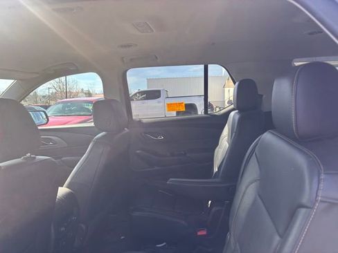 Used 2019 Chevrolet Traverse LT w/ LT Premium Package image 10