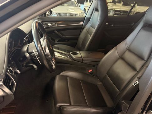 Used 2016 Porsche Panamera 4 AWD/4WD image 53