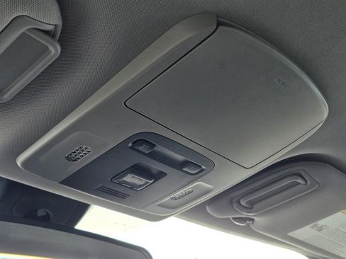 Used 2023 Toyota Camry LE image 33