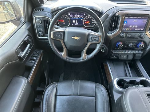 Used 2021 Chevrolet Silverado 1500 High Country image 17