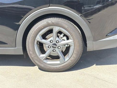 Used 2025 Kia K4 FWD image 7