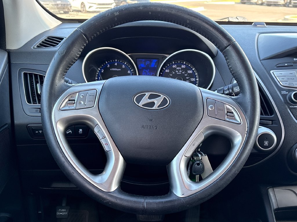 Used 2012 Hyundai Tucson GLS FWD image 16