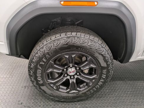 Used 2023 GMC Canyon Elevation w/ Trailering Package image 7