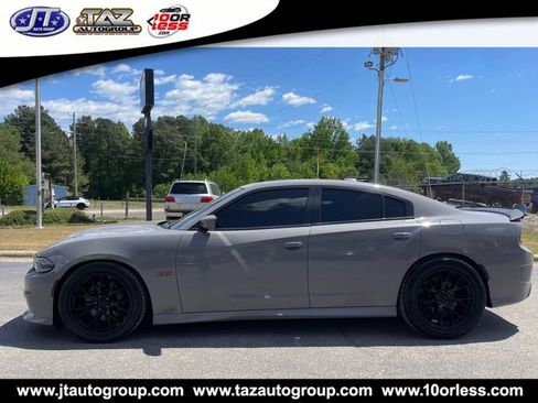 Used 2021 Dodge Charger Scat Pack w/ Navigation & Travel Group RWD image 3