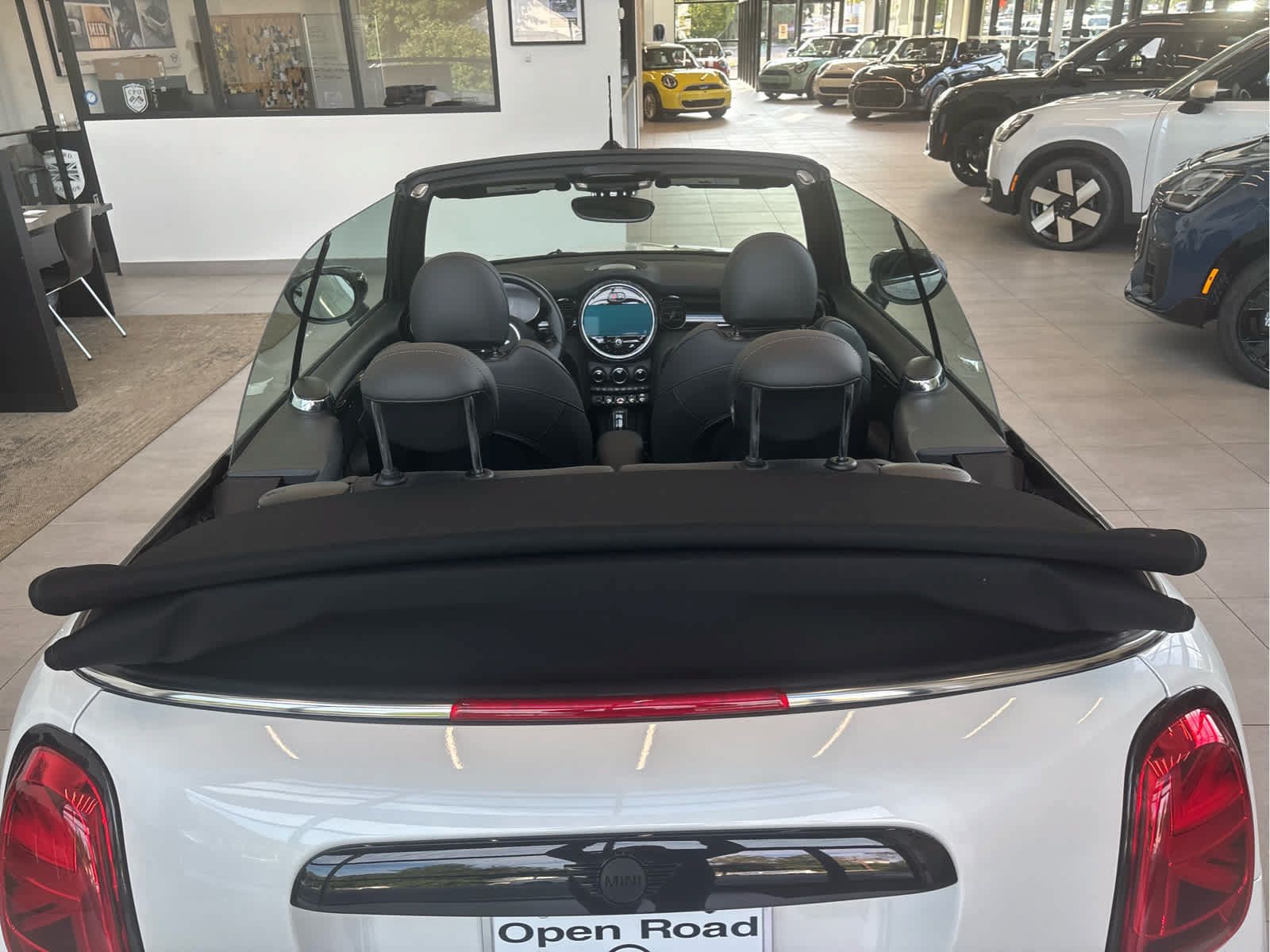 Used 2024 MINI Cooper S FWD image 9