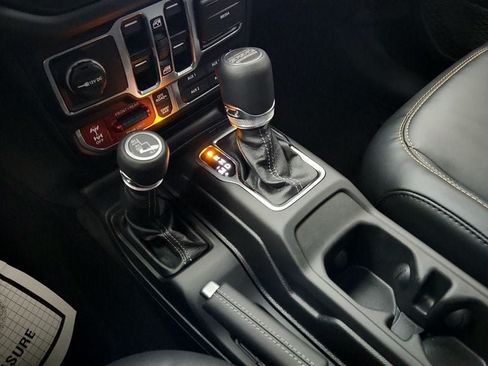 Used 2025 Jeep Wrangler Unlimited Rubicon 392 AWD/4WD image 16