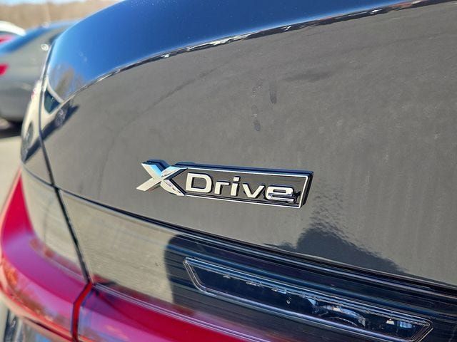 Used 2026 BMW 330i xDrive Sedan w/ Premium Package AWD/4WD image 17