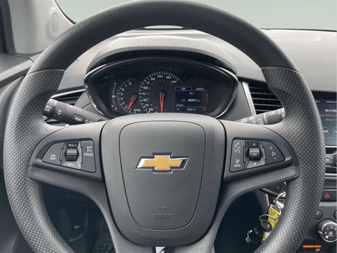 Used 2020 Chevrolet Trax LS w/ Tint and Cruise Package AWD/4WD image 25