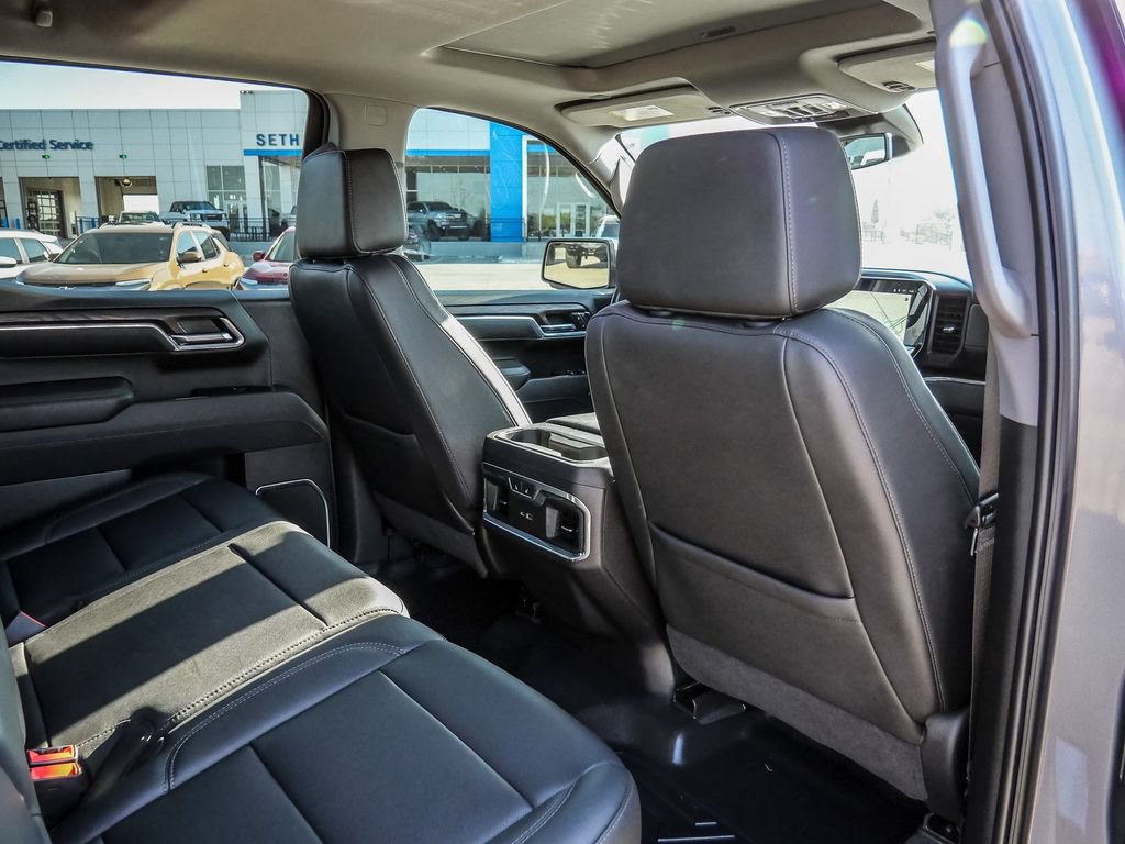 Used 2025 GMC Sierra 1500 SLT w/ SLT Premium Plus Package AWD/4WD image 25