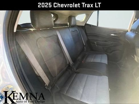 Used 2025 Chevrolet Trax LT w/ Driver Confidence Package FWD image 28