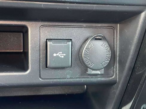 Used 2024 Toyota 4Runner TRD Off-Road AWD/4WD image 17