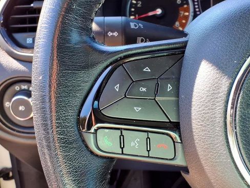 Used 2020 Jeep Renegade Altitude image 23