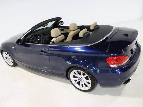 Used 2012 BMW 135i Convertible image 11