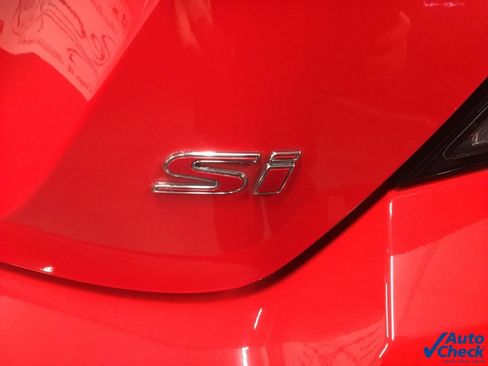 Used 2018 Honda Civic Si image 15