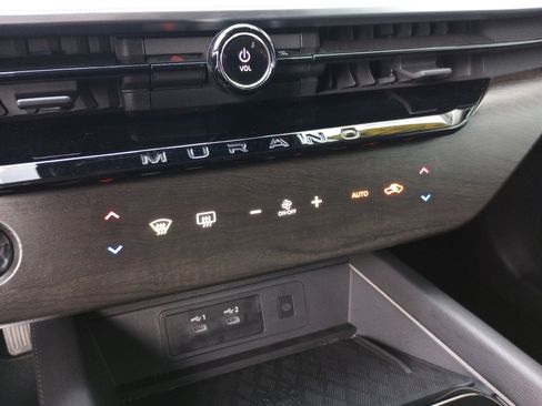 Used 2025 Nissan Murano Platinum w/ Cargo Package image 18