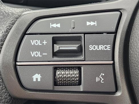 Used 2025 Honda HR-V LX image 31