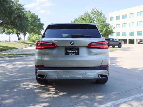 Used 2019 BMW X5 xDrive40i w/ Luxury Seating Package AWD/4WD image 6