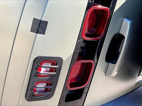 Used 2020 Land Rover Defender 110 S image 28