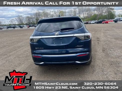 Used 2022 Buick Enclave Avenir AWD/4WD image 10