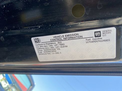 Used 2022 GMC Canyon AT4 image 40