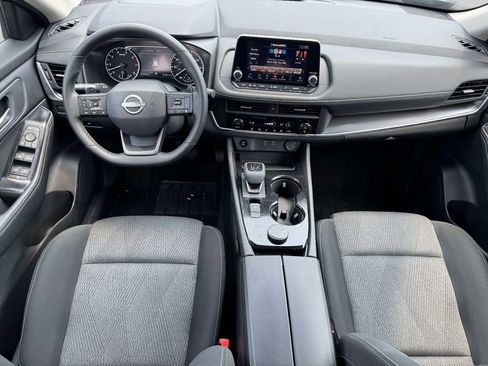 Certified 2026 Nissan Rogue SV AWD/4WD image 12