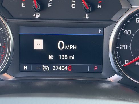 Used 2023 GMC Acadia SLT w/ Elevation Edition FWD image 15