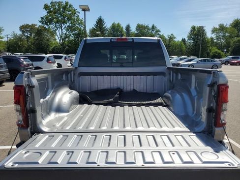 Used 2020 RAM 1500 Big Horn AWD/4WD image 32